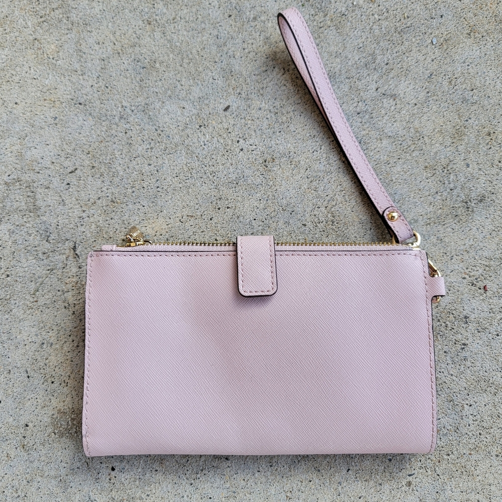 Michael Kors Pink Blush & Gold Wallet Clutch Wristlet - Picture 2 of 7